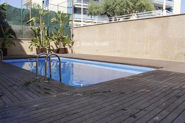 Ático de 3 habitaciones en Torredembarra en venta con piscina garaje - 399.000 € (Ref: 9810379)