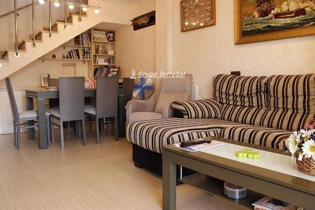 Ático de 3 habitaciones en Torredembarra en venta con piscina garaje - 399.000 € (Ref: 9810379)