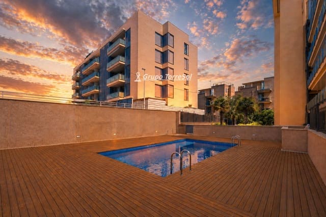 3 chambre Penthouse à vendre à Torredembarra avec piscine garage - 399 000 € (Ref: 9810379)