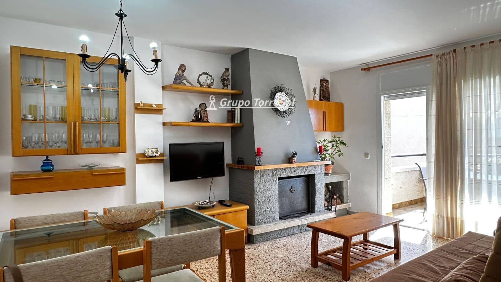 3 makuuhuone Asunto myytävänä paikassa Cunit mukana 
autotalli - 183 500 € (Ref: 9813911)