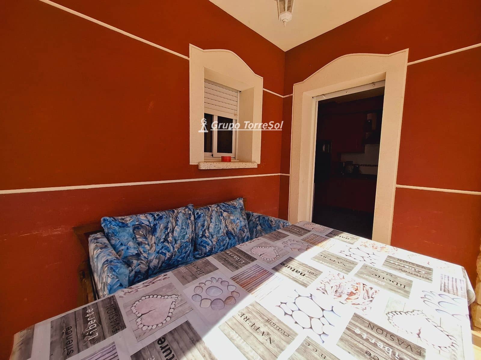 4 quarto Moradia para venda em Castellet i la Gornal com piscina garagem - 362 000 € (Ref: 9814548)