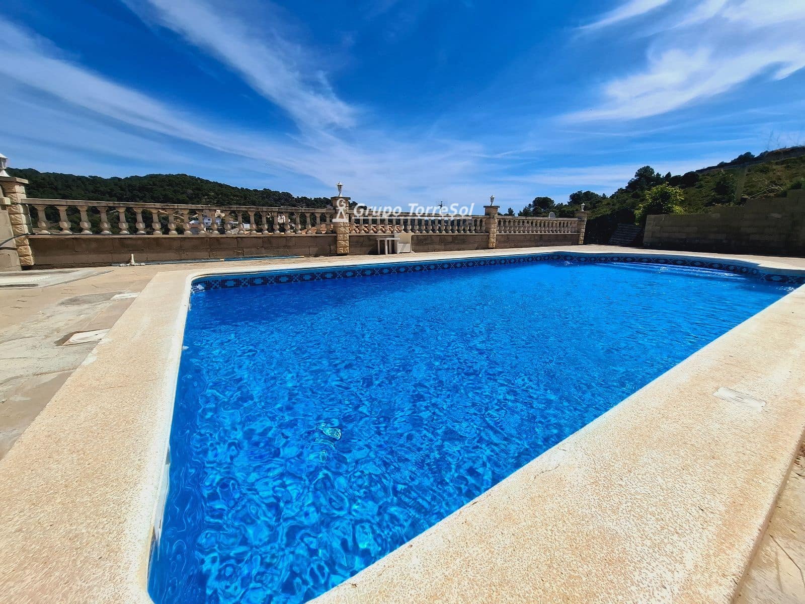 4 quarto Moradia para venda em Castellet i la Gornal com piscina garagem - 362 000 € (Ref: 9814548)