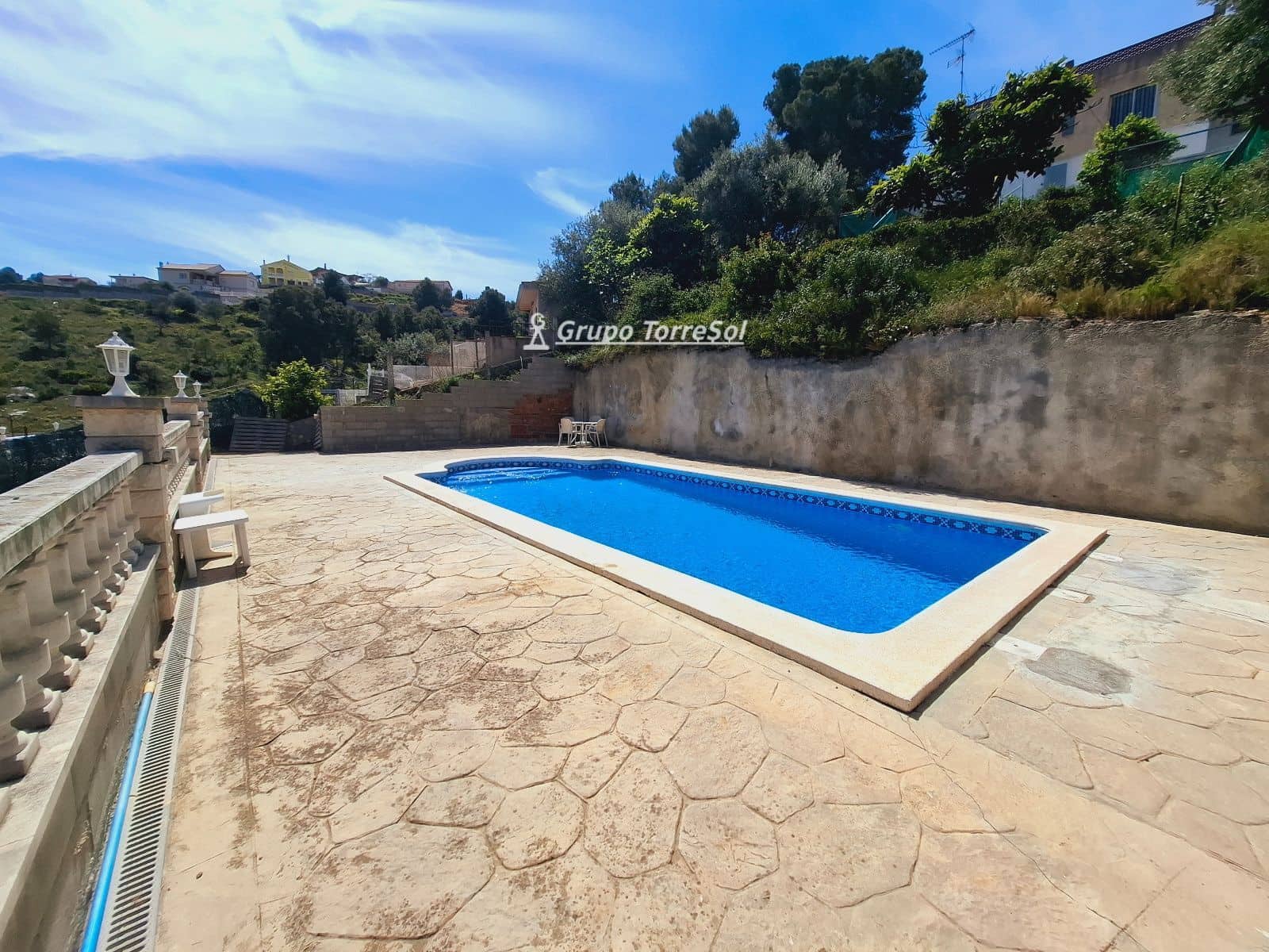 4 quarto Moradia para venda em Castellet i la Gornal com piscina garagem - 362 000 € (Ref: 9814548)