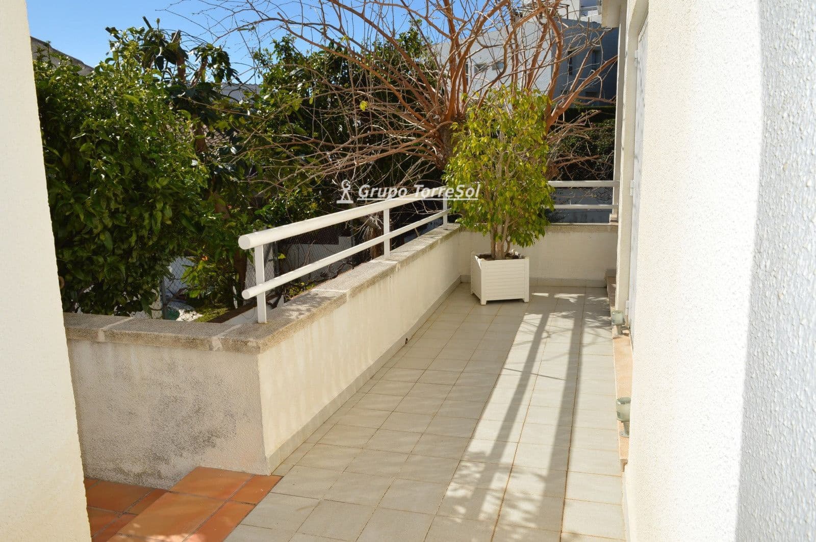 5 bedroom Villa for sale in Calafell with garage - € 510,000 (Ref: 9819166)