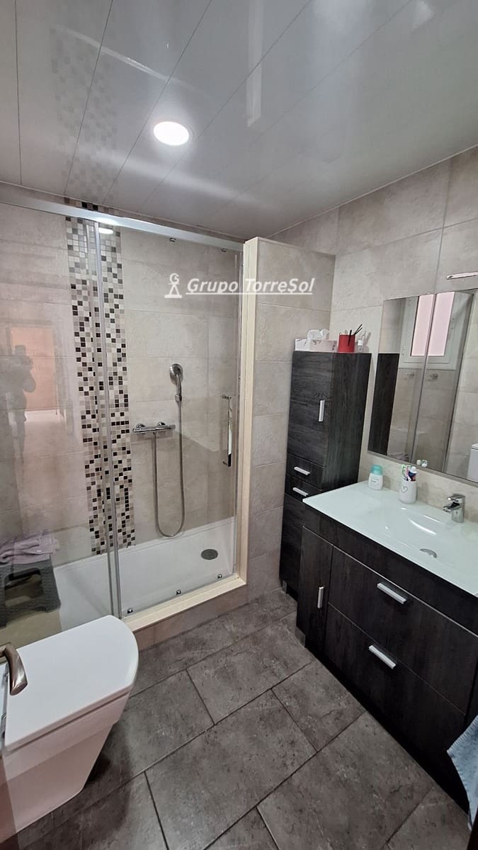 4 bedroom Townhouse for sale in Calafell with pool garage - € 375,000 (Ref: 9820732)