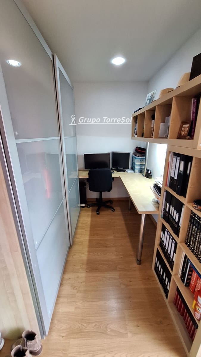 4 bedroom Townhouse for sale in Calafell with pool garage - € 375,000 (Ref: 9820732)