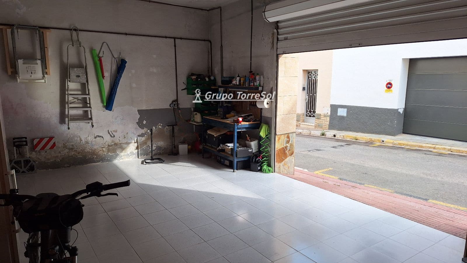 4 bedroom Townhouse for sale in Calafell with pool garage - € 375,000 (Ref: 9820732)