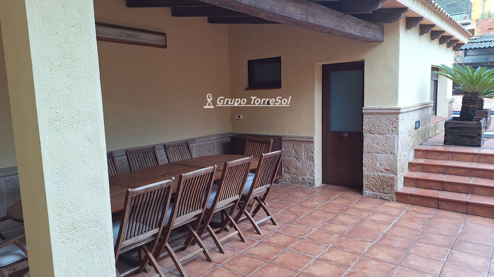 4 bedroom Townhouse for sale in Calafell with pool garage - € 375,000 (Ref: 9820732)