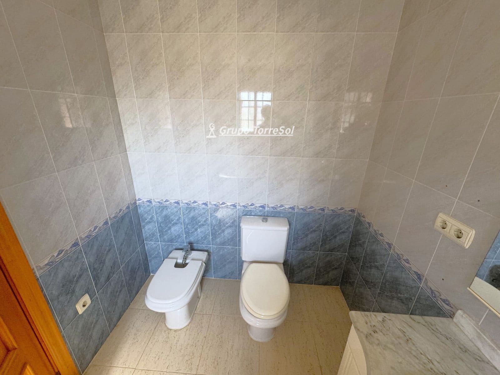 4 bedroom Townhouse for sale in Calafell with garage - € 371,000 (Ref: 9821370)
