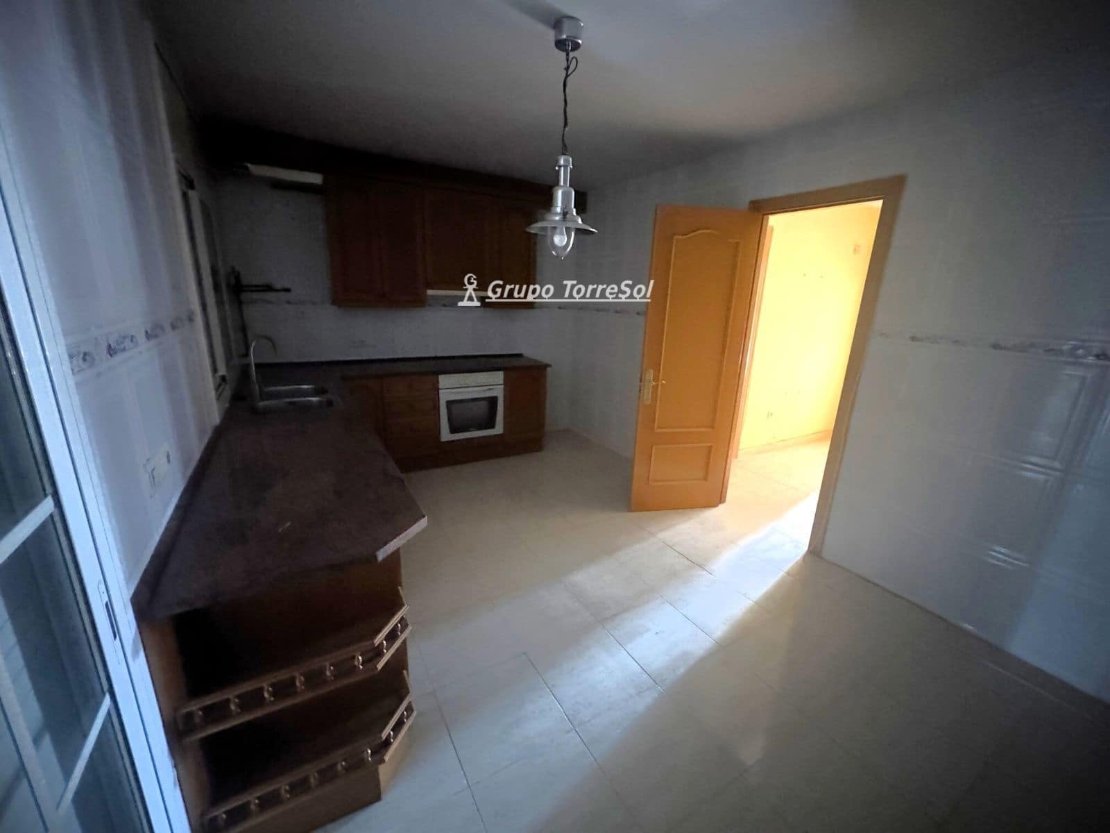 4 bedroom Townhouse for sale in Calafell with garage - € 371,000 (Ref: 9821370)