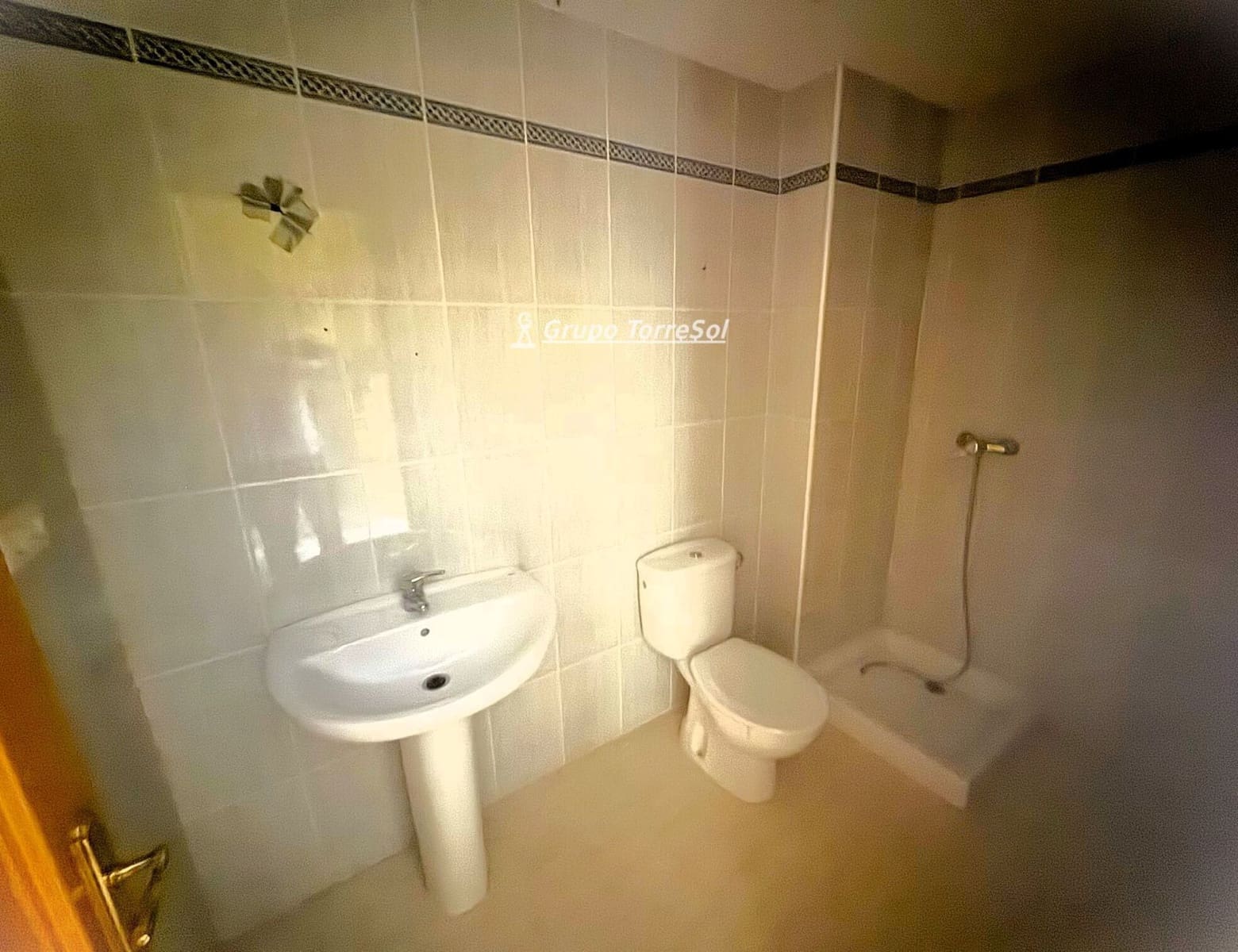 4 bedroom Townhouse for sale in Calafell with garage - € 371,000 (Ref: 9821370)
