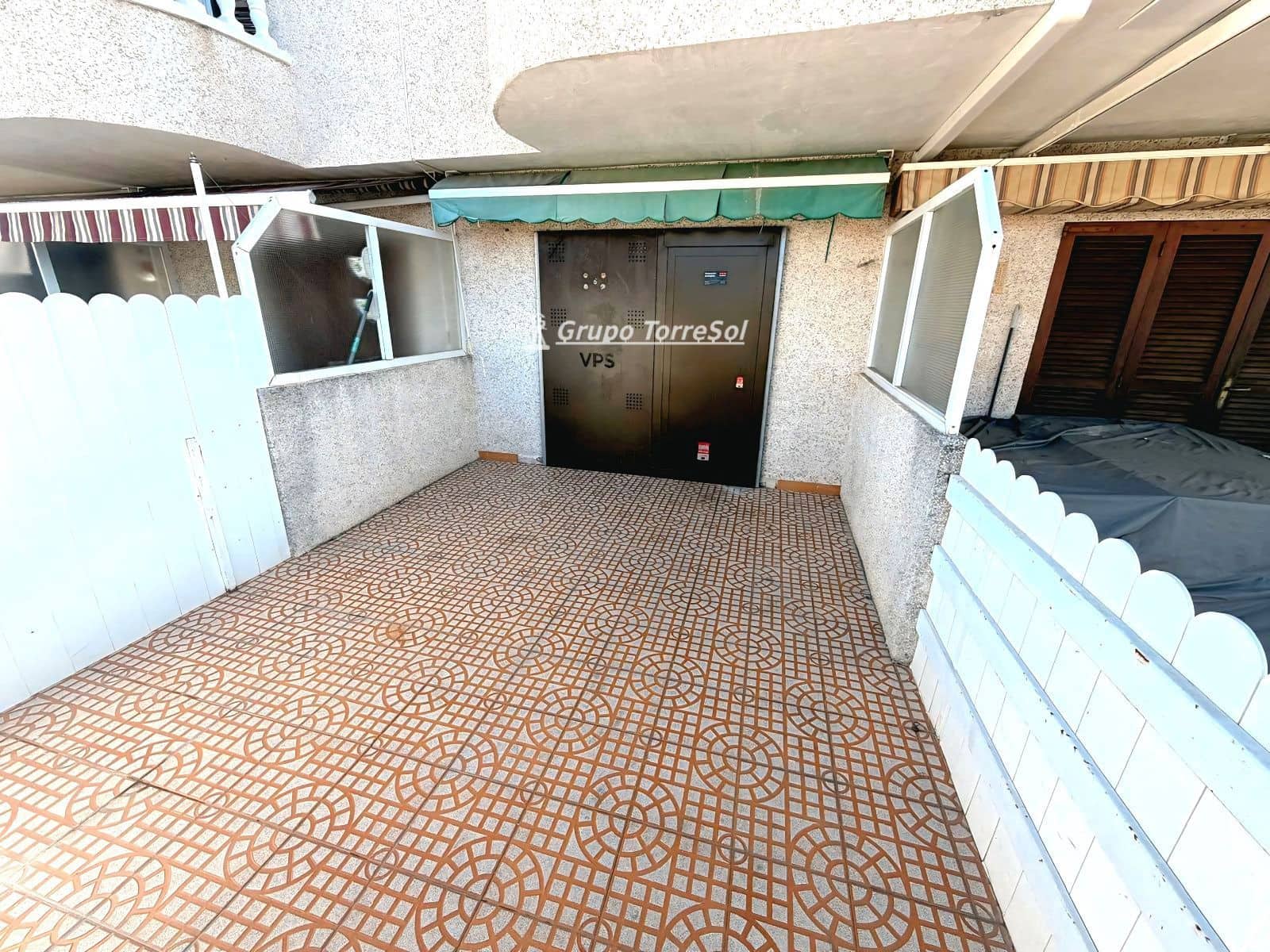 2 bedroom Townhouse for sale in Creixell with garage - € 180,000 (Ref: 9821371)