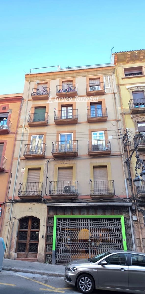 Commercial for sale in Tarragona city - € 480,000 (Ref: 9823188)