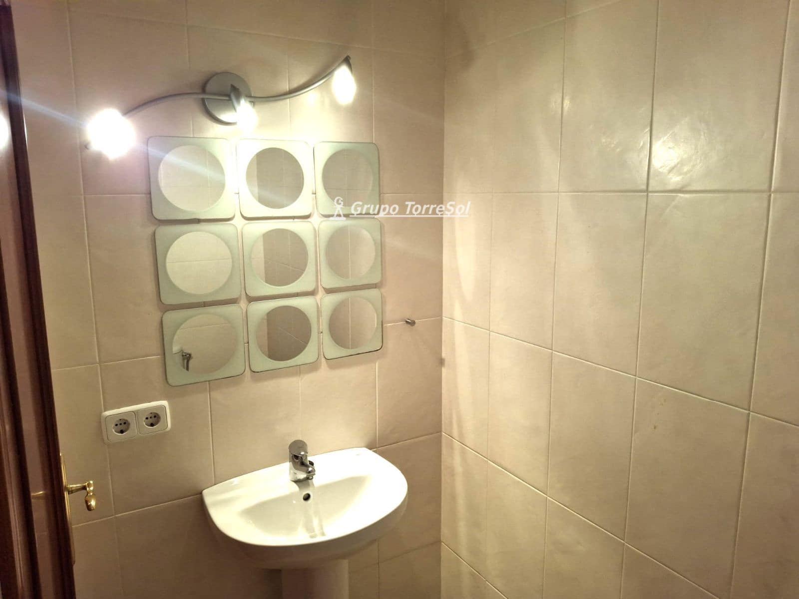 4 bedroom Townhouse for sale in Calafell with pool garage - € 316,000 (Ref: 9824266)