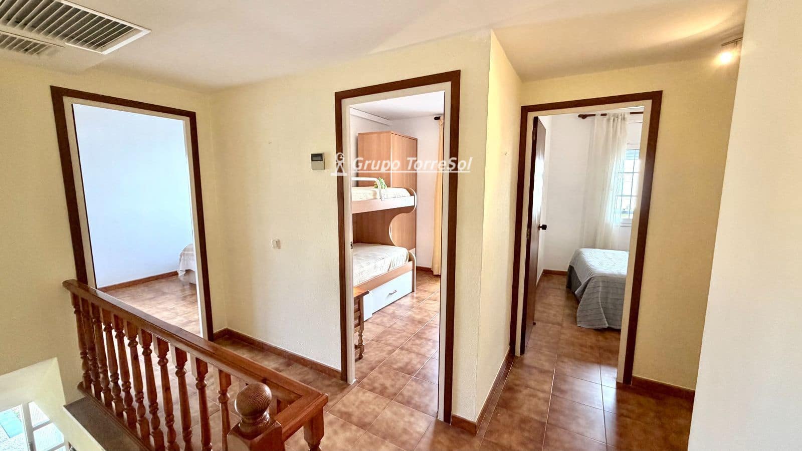 4 soveværelse Villa til salg i Cunit med garage - € 360.000 (Ref: 9829567)