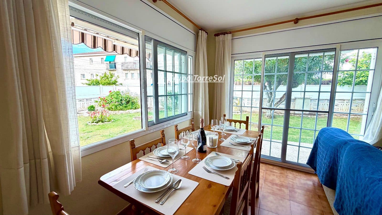 4 soveværelse Villa til salg i Cunit med garage - € 360.000 (Ref: 9829567)