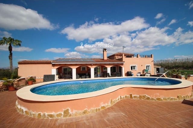 3 bedroom Villa for sale in Dolores with pool - € 445,000 (Ref: 9834654)