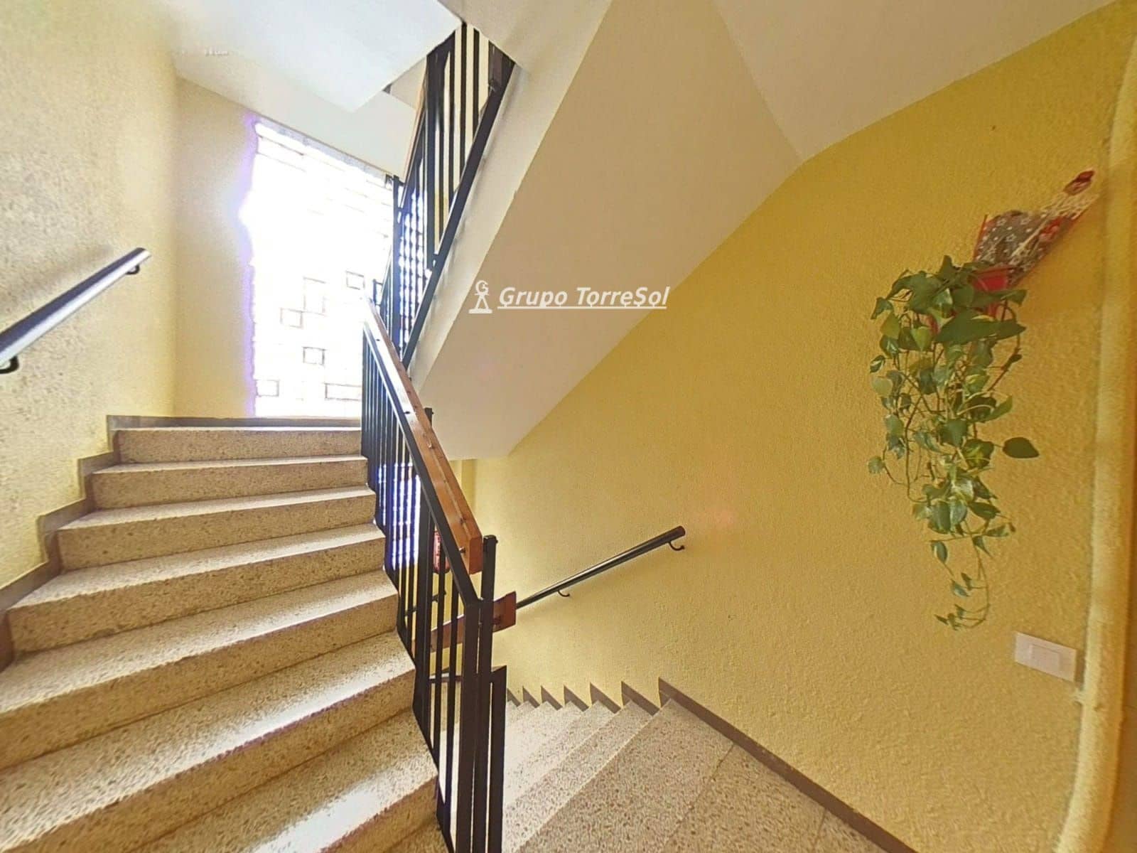 4 bedroom Flat for sale in L'Arboc with pool - € 145,000 (Ref: 9835152)