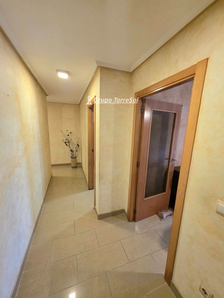 3 quarto Apartamento para venda em Elche / Elx - 220 000 € (Ref: 9838726)