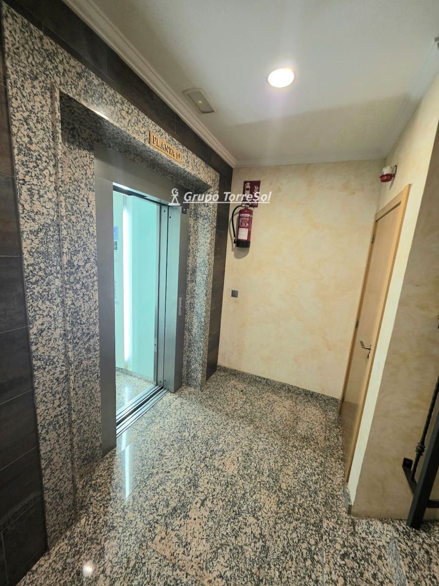 3 quarto Apartamento para venda em Elche / Elx - 220 000 € (Ref: 9838726)