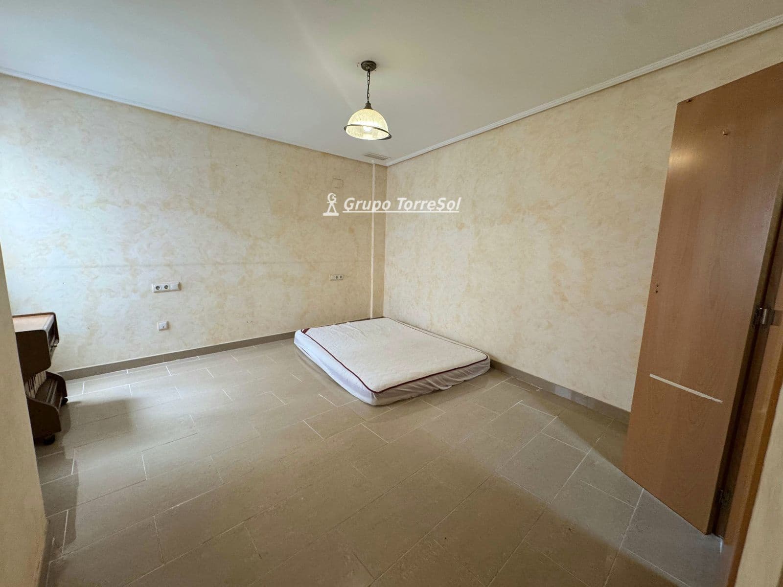 Piso de 3 habitaciones en Elche / Elx en venta - 199.000 € (Ref: 9838726)