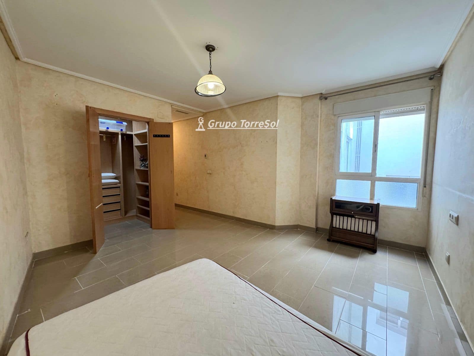 Piso de 3 habitaciones en Elche / Elx en venta - 199.000 € (Ref: 9838726)