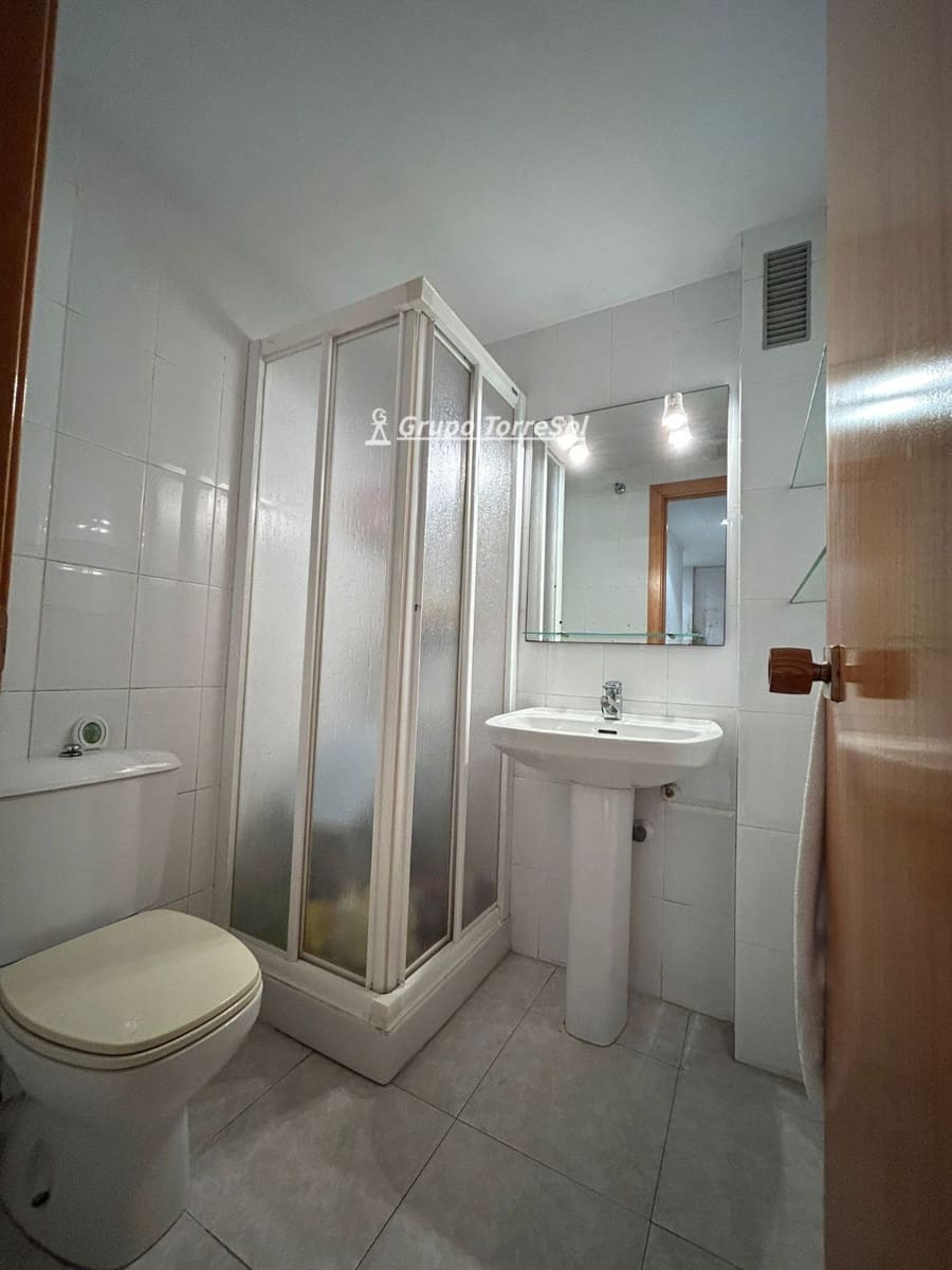 Piso de 3 habitaciones en Calafell en venta con piscina garaje - 239.000 € (Ref: 9839948)