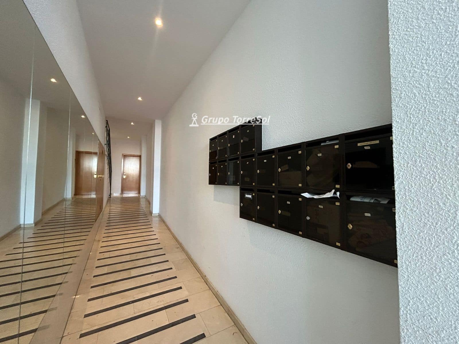 Piso de 3 habitaciones en Calafell en venta con piscina garaje - 239.000 € (Ref: 9839948)