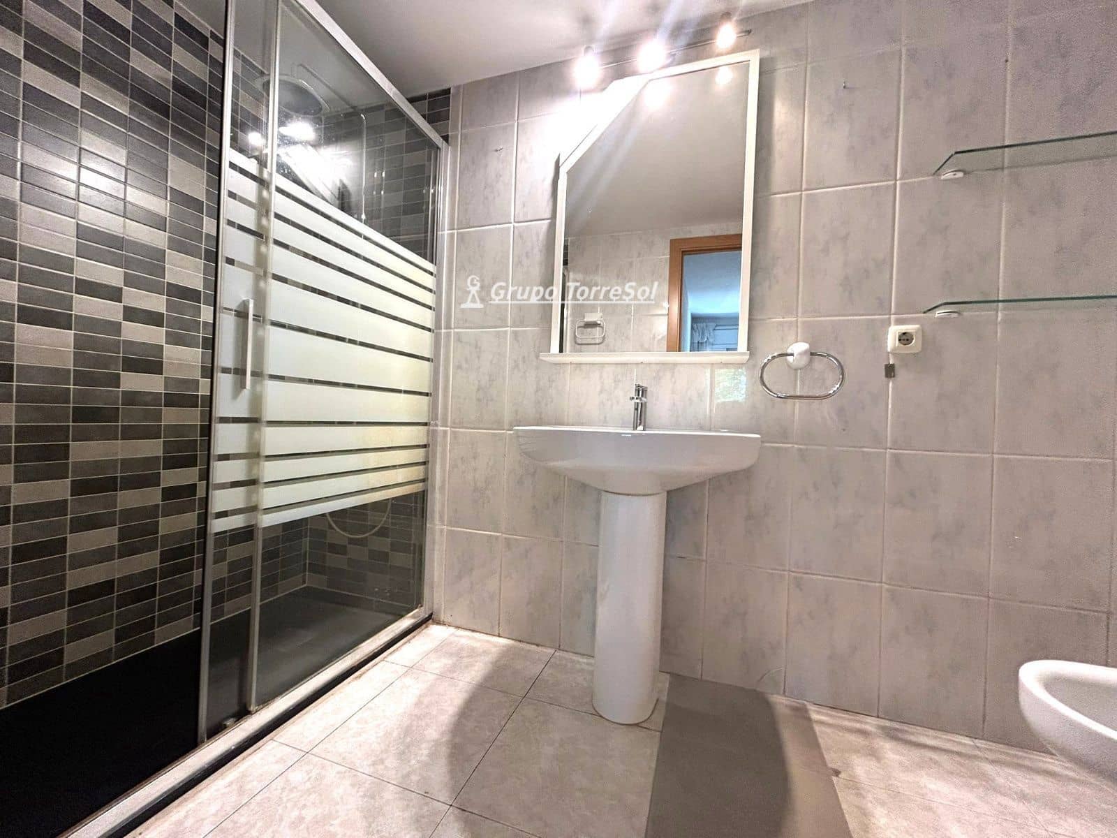 3 soveværelse Lejlighed til salg i Calafell med swimmingpool garage - € 225.000 (Ref: 9839948)