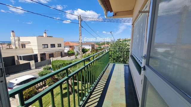 3 soveværelse Villa til salg i Calafell med garage - € 292.000 (Ref: 9848298)