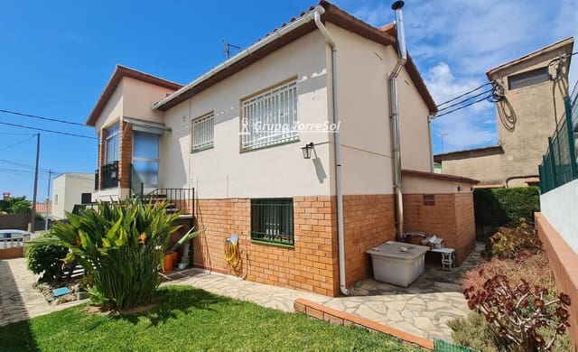 3 soveværelse Villa til salg i Calafell med garage - € 292.000 (Ref: 9848298)