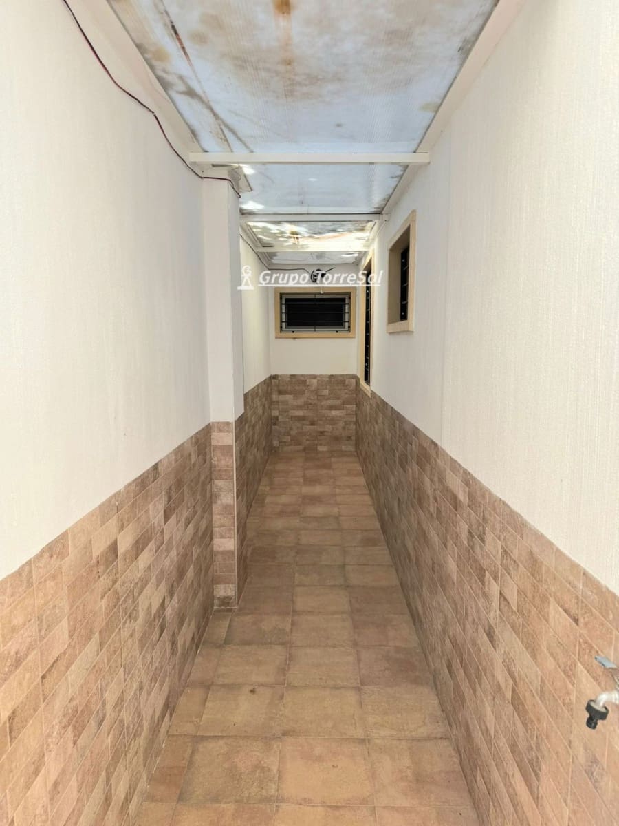 3 bedroom Townhouse for sale in Catral - € 187,900 (Ref: 9848420)
