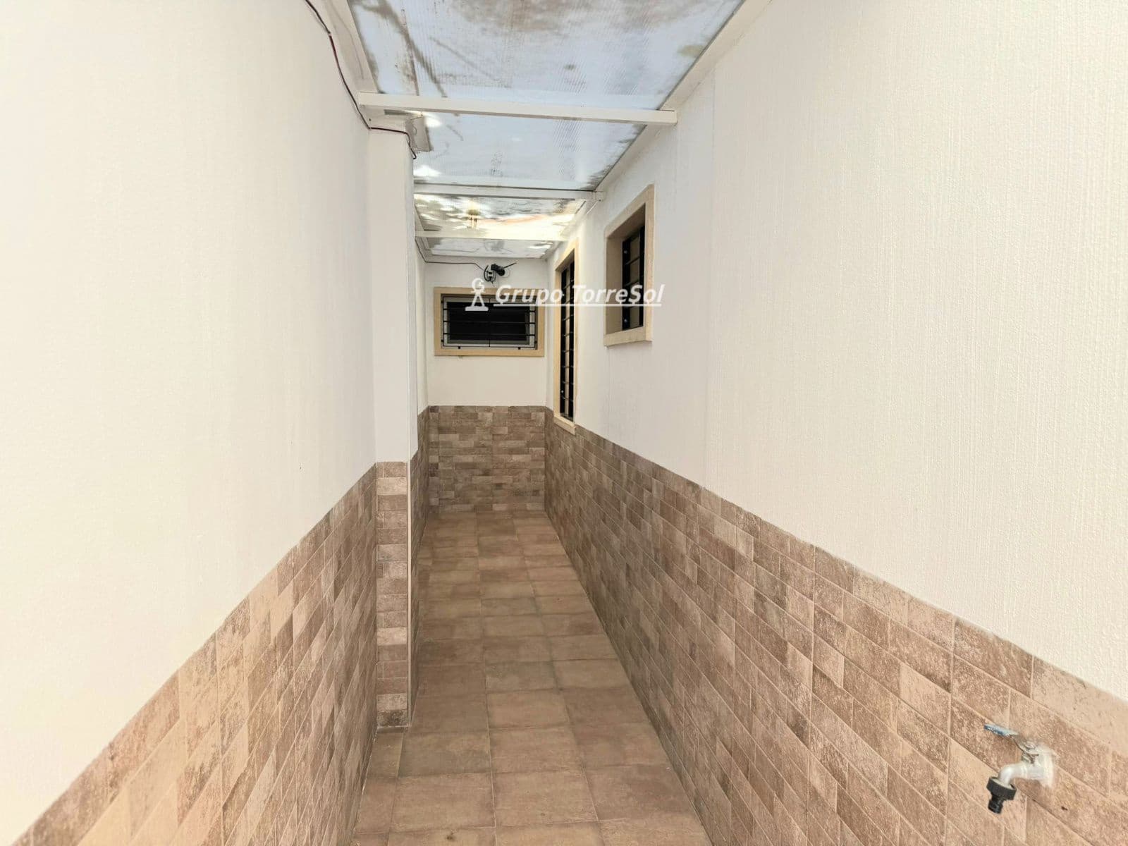 3 bedroom Townhouse for sale in Catral - € 187,900 (Ref: 9848420)