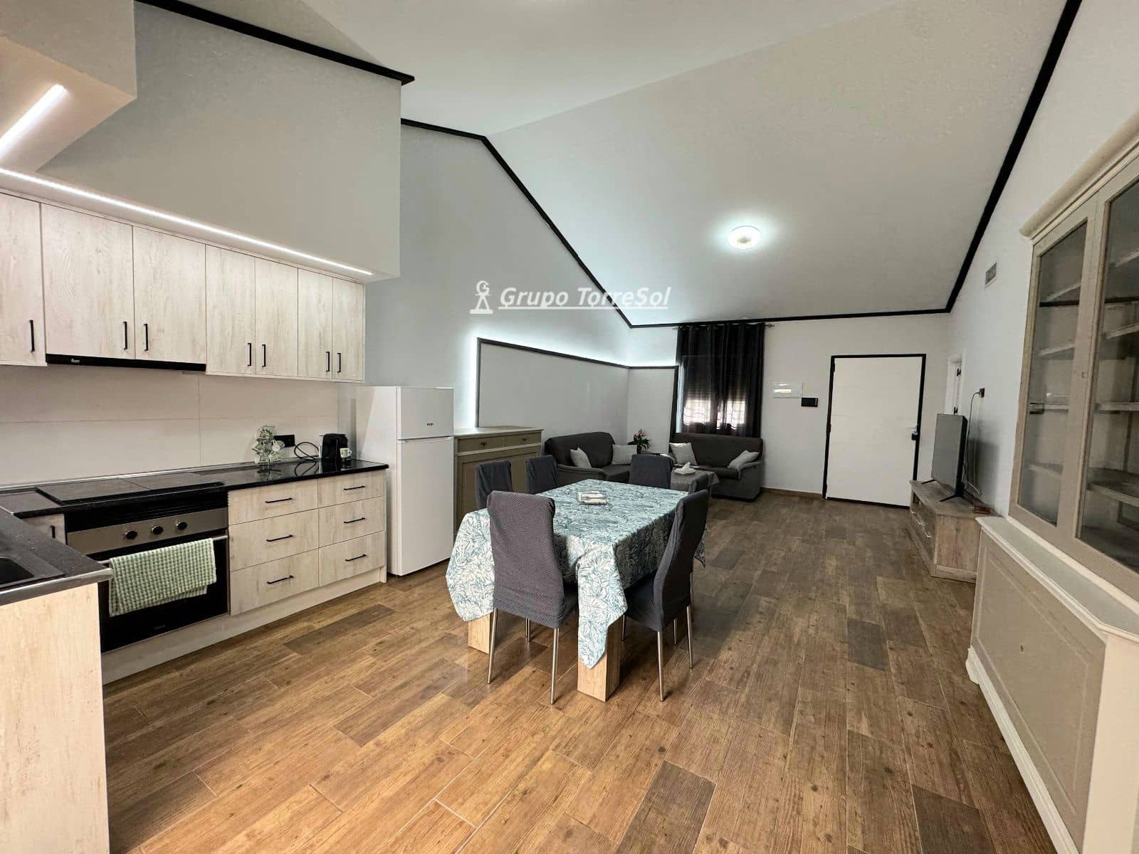 3 bedroom Townhouse for sale in Catral - € 187,900 (Ref: 9848420)