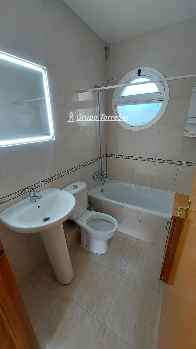 2 soverom Leilighet til salgs i Cunit med svømmebasseng garasje - € 186 900 (Ref: 9850064)