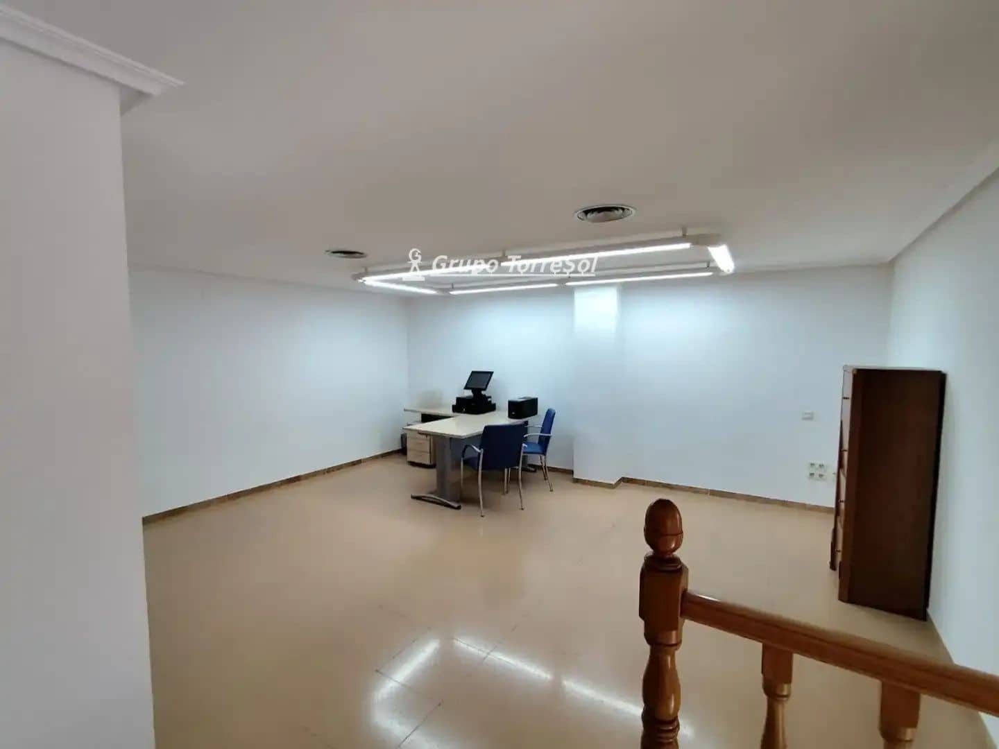 Commerciale in vendita in Elche / Elx - 136.000 € (Rif: 9856025)
