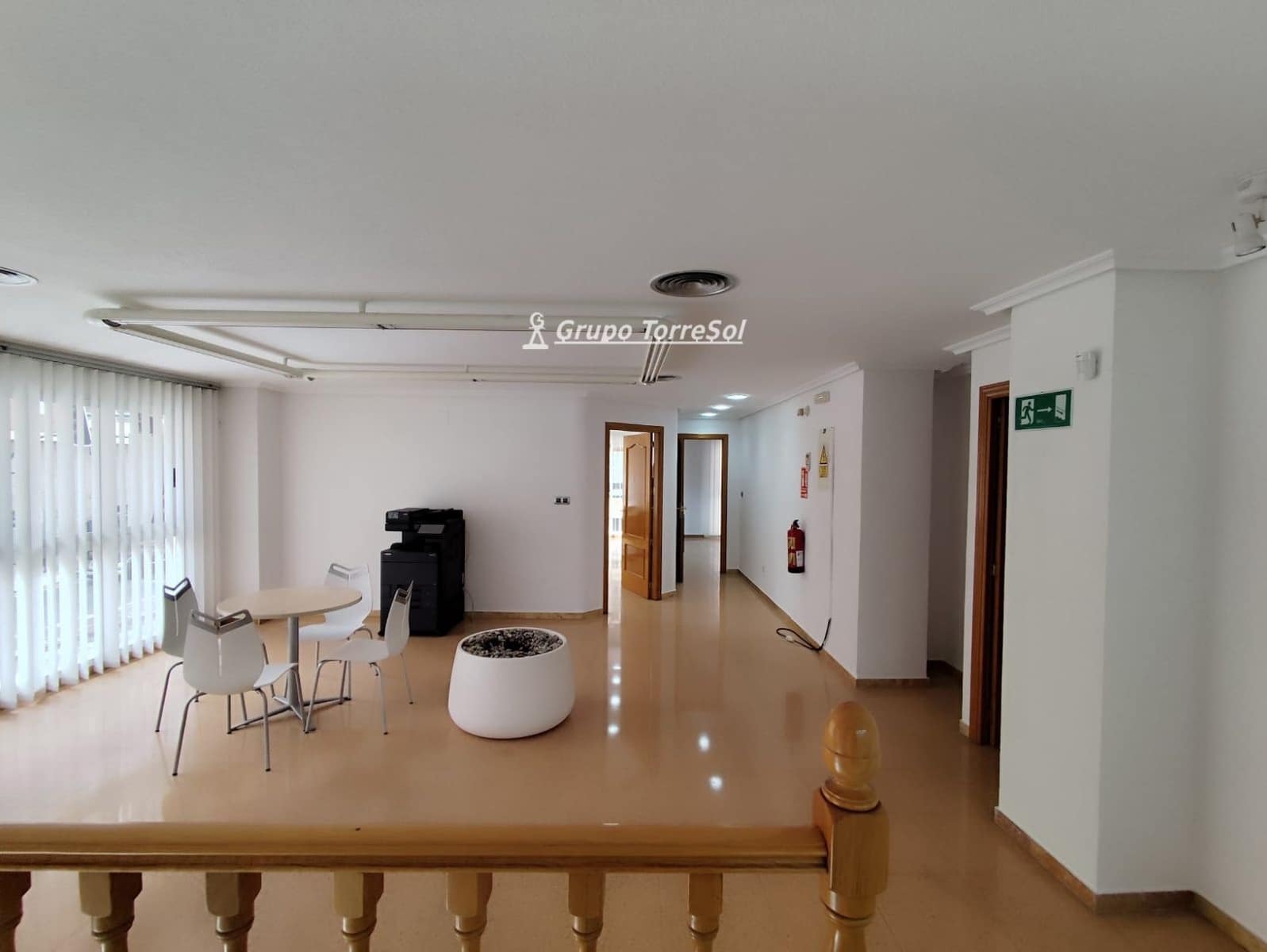Commerciale in vendita in Elche / Elx - 136.000 € (Rif: 9856025)