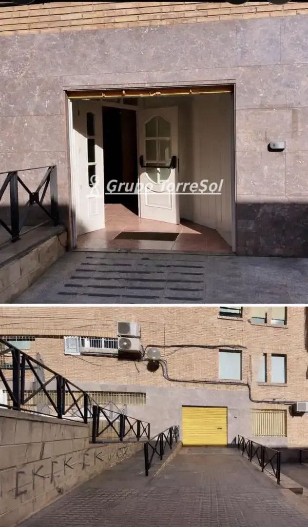 Commercial for sale in Elche / Elx - € 160,000 (Ref: 9857790)