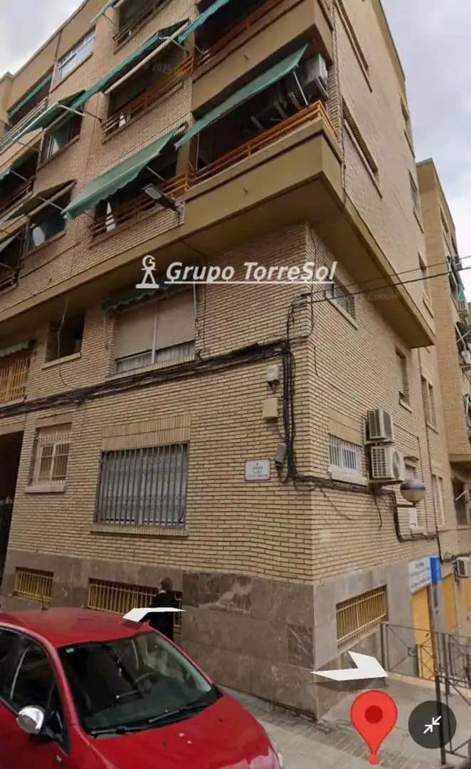 Commercial for sale in Elche / Elx - € 160,000 (Ref: 9857790)