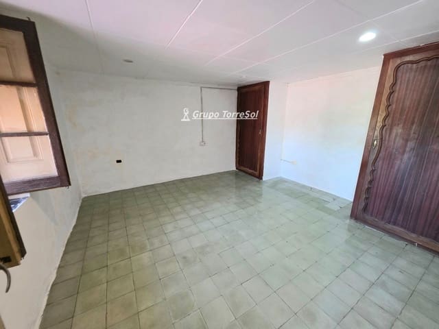 3 bedroom Flat for sale in Salomó - € 85,000 (Ref: 9858914)