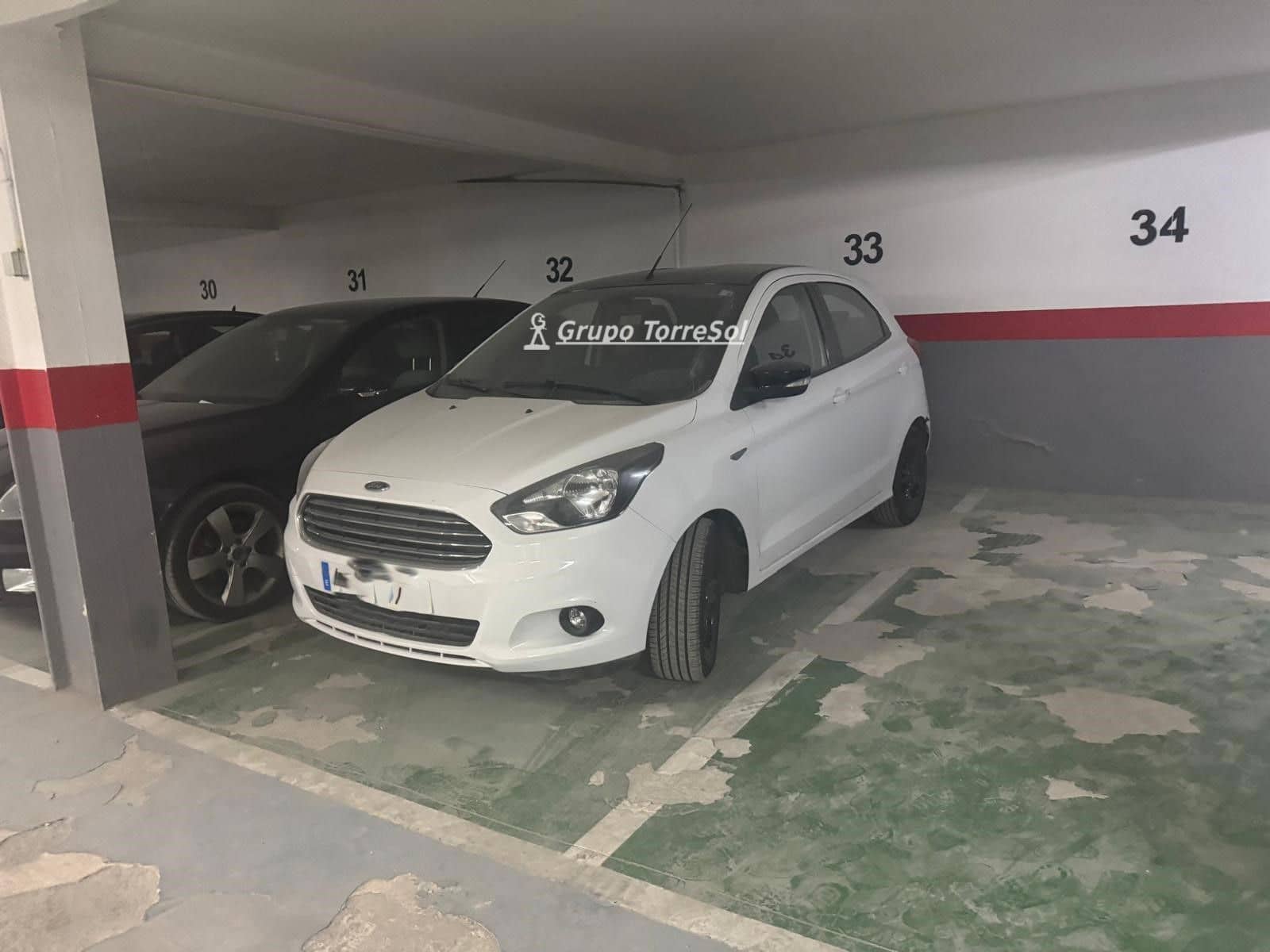Autotalli myytävänä paikassa Elche / Elx - 25 000 € (Ref: 9860581)