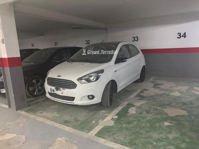 Autotalli myytävänä paikassa Elche / Elx - 25 000 € (Ref: 9860581)