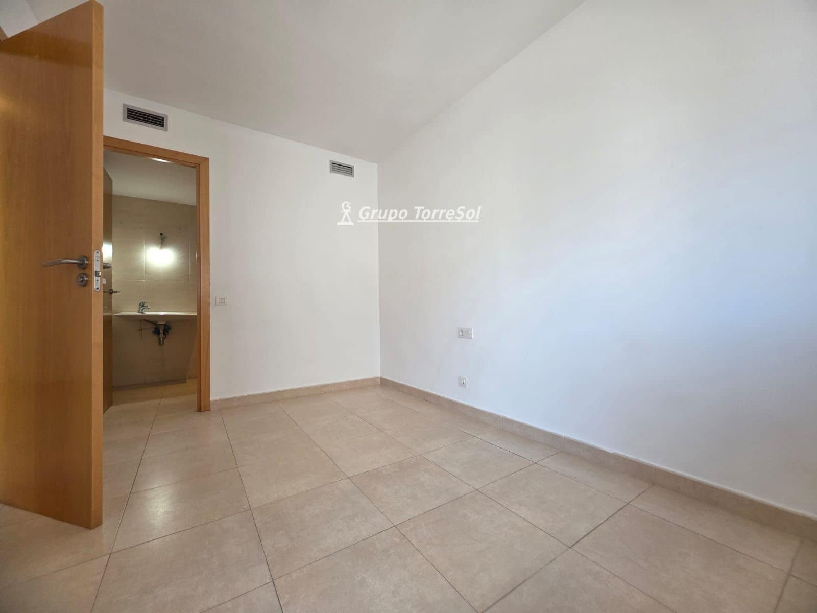 3 bedroom Flat for sale in Calafell with garage - € 260,000 (Ref: 9862125)