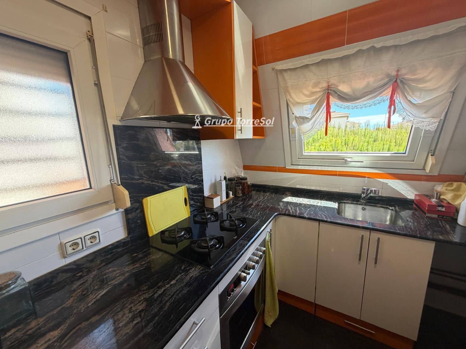 3 bedroom Flat for sale in Calafell with pool garage - € 270,000 (Ref: 9863545)