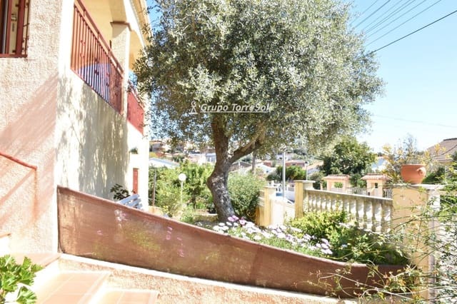 3 slaapkamer Villa te koop in El Vendrell - € 220.500 (Ref: 9865930)