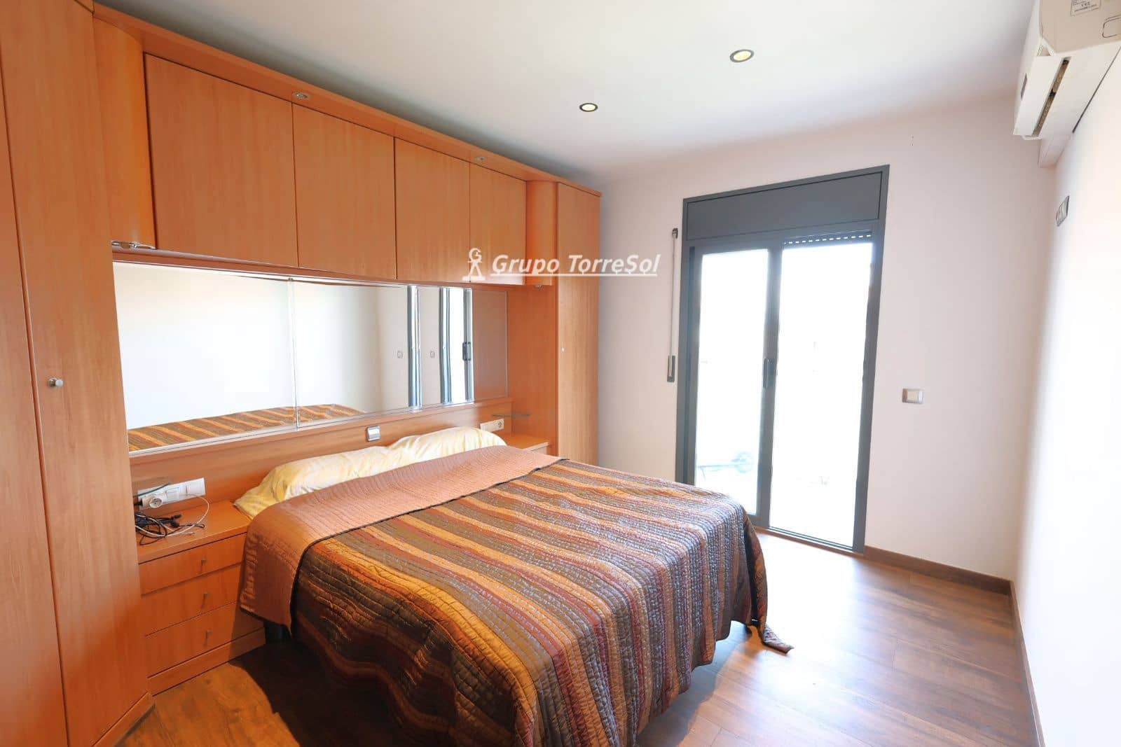 3 sypialnia Mieszkanie na sprzedaż w El Vendrell z garażem - 186 000 € (Ref: 9867437)