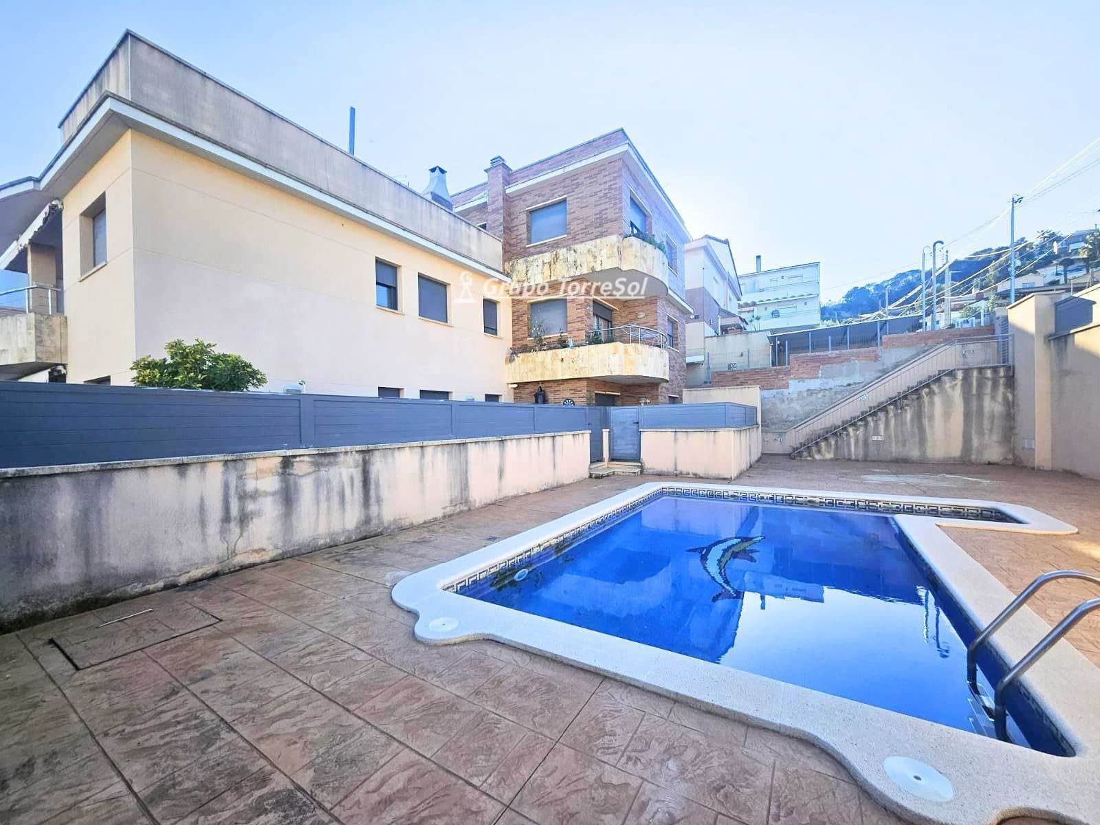 2 soveværelse Lejlighed til salg i Segur de Calafell med swimmingpool garage - € 215.000 (Ref: 9872792)