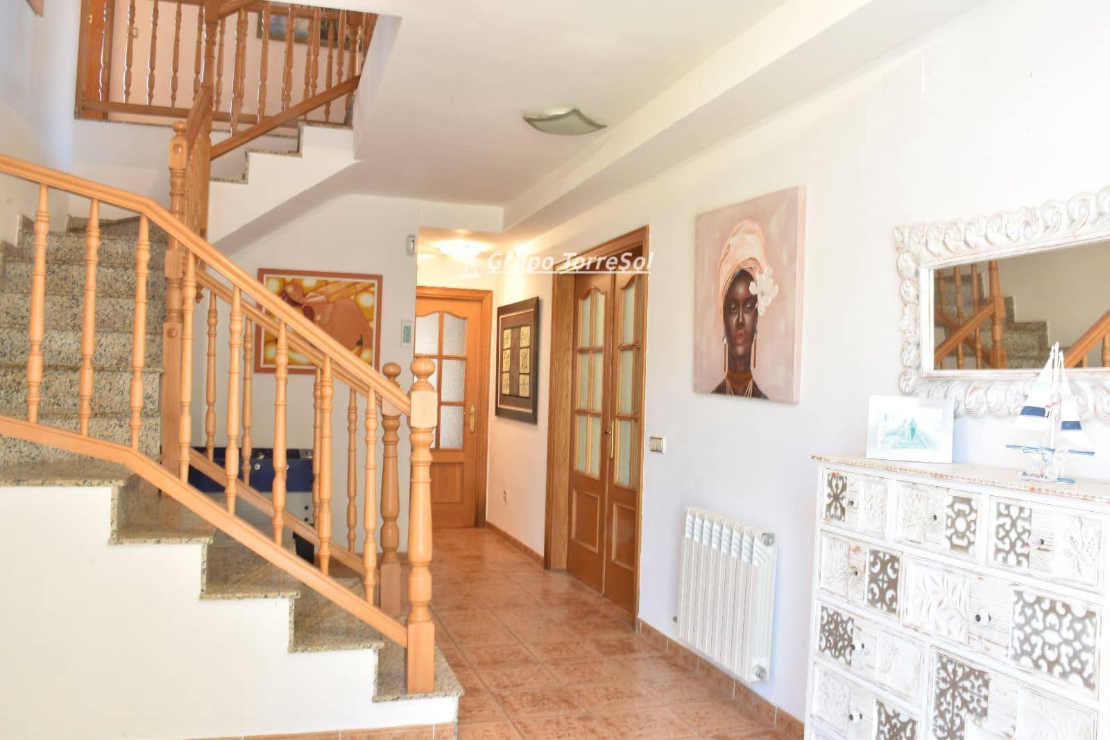 4 soveværelse Villa til salg i El Vendrell med swimmingpool garage - € 499.000 (Ref: 9874378)