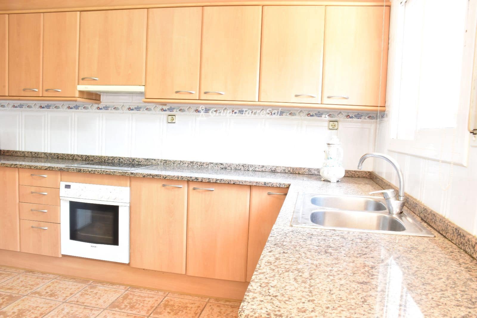 4 soveværelse Villa til salg i El Vendrell med swimmingpool garage - € 499.000 (Ref: 9874378)