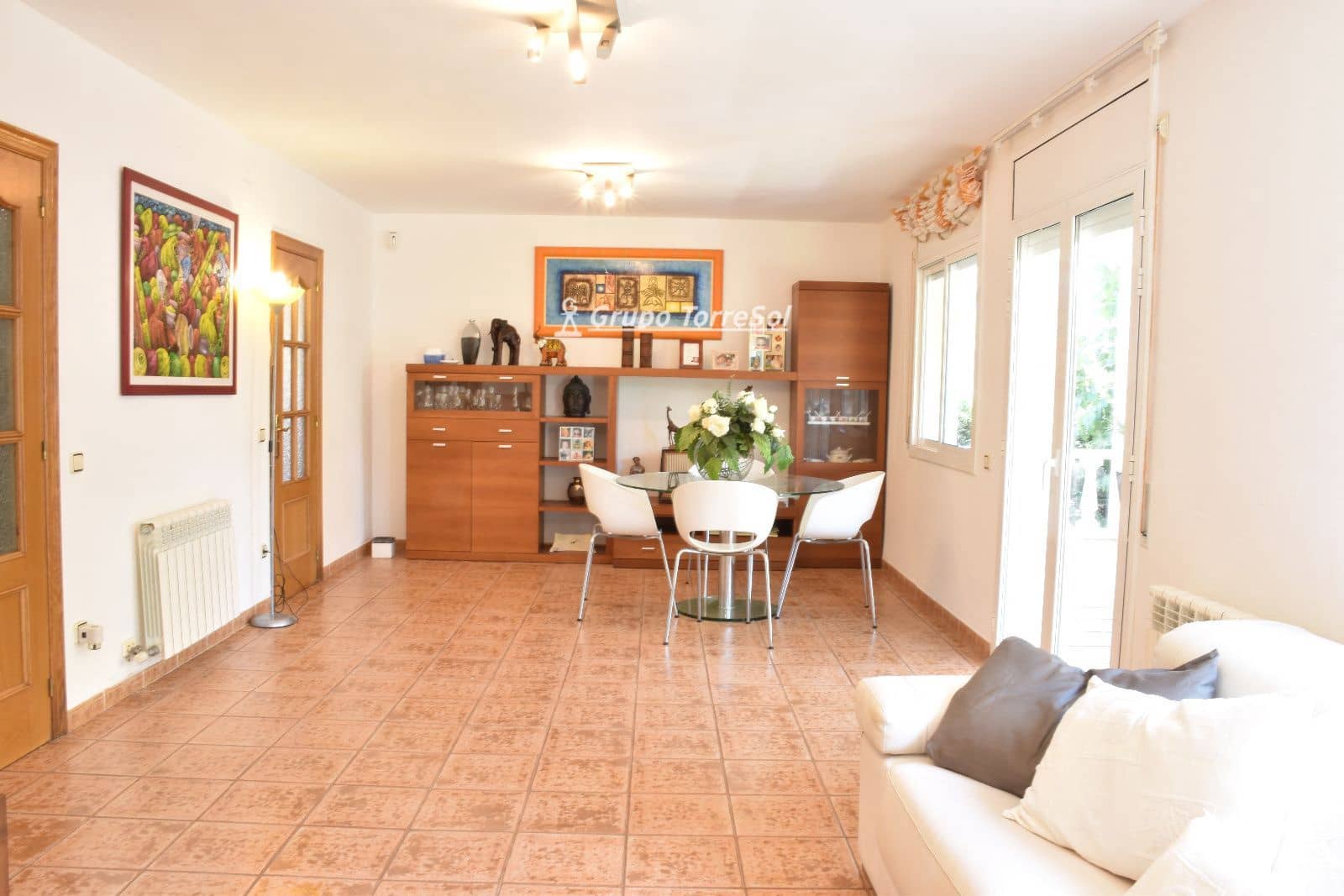 4 soveværelse Villa til salg i El Vendrell med swimmingpool garage - € 499.000 (Ref: 9874378)